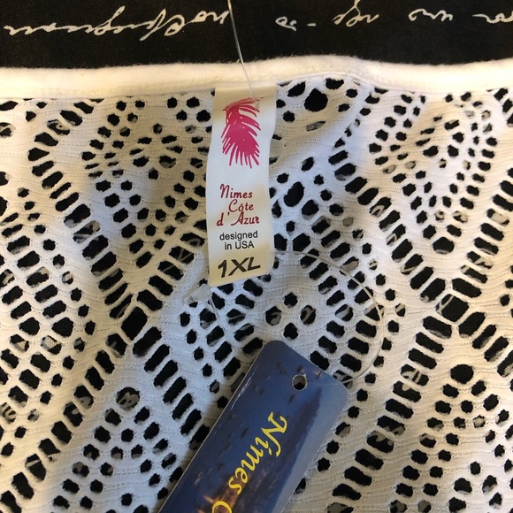 🏊‍♀️ Coverup - Picture 3 of 4